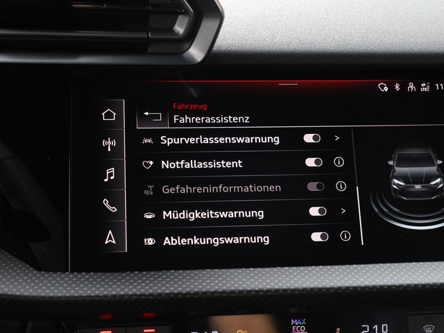 Audi RS3 Quattro S-Tronic Sedan