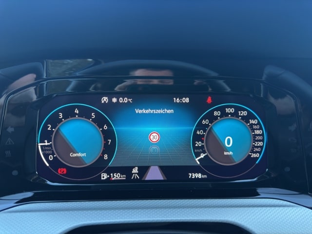 Volkswagen Golf 1.5 TSI Golf VIII Move