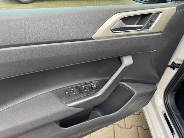 Volkswagen Polo 1.0 TSI IQ.Drive Move Pro