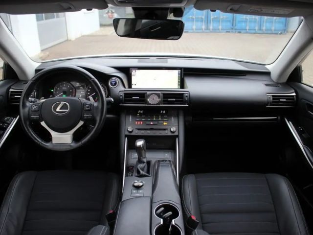 Lexus IS-Serie Premium