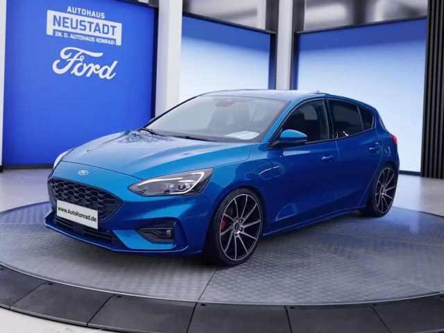 Ford Focus ST Line