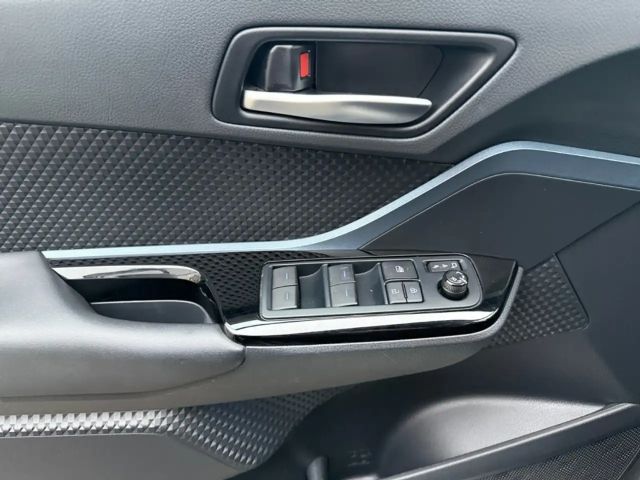 Toyota C-HR Hybride Team D