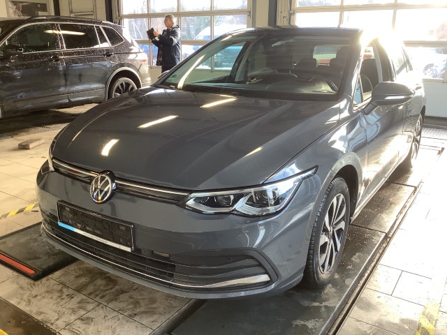 Volkswagen Golf 1.5 TSI Golf VIII IQ.Drive