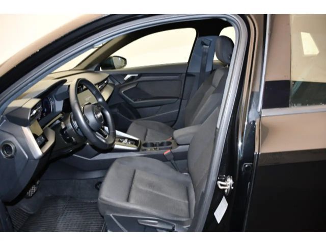 Audi A3 30 TFSI S-Tronic Sedan