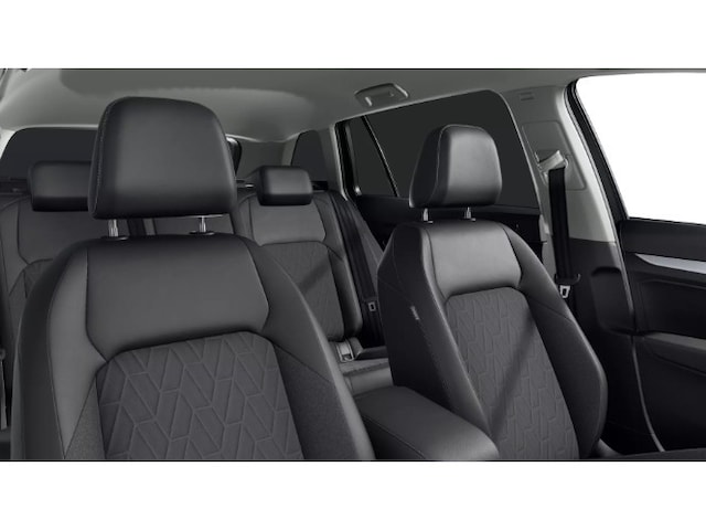 Volkswagen Golf 1.5 eTSI Golf VIII Variant