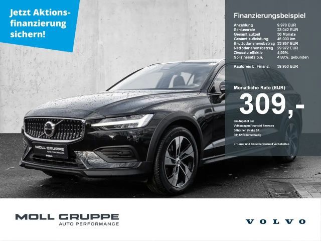 Volvo V60 Cross Country AWD Plus