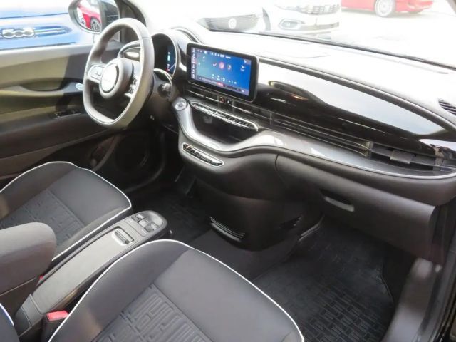Fiat 500e 42 kWh
