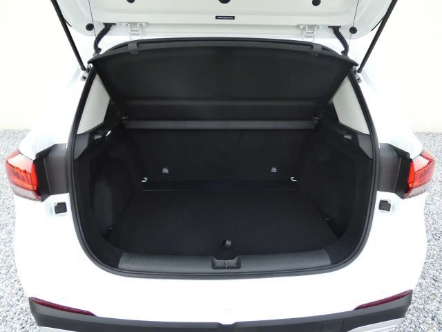 MG ZS + Deluxe +LED+360°+ACC+NAVI