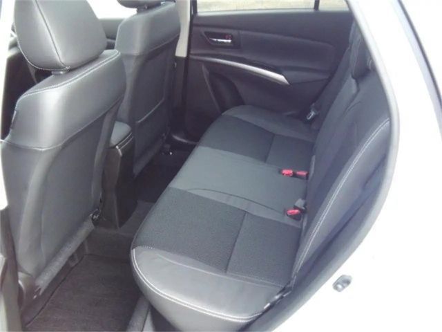 Suzuki S-Cross AllGrip Flash Hybrid