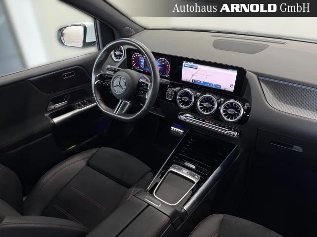 Mercedes-Benz B 200 AMG Line Sedan