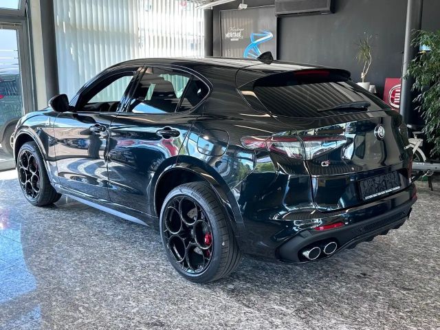 Alfa Romeo Stelvio Q4 Quadrifoglio