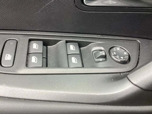 Peugeot 2008 Allure Pack Hybrid