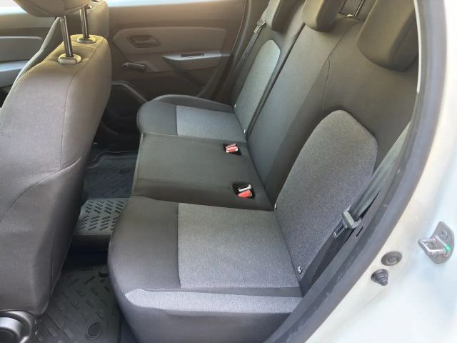 Dacia Duster Essential