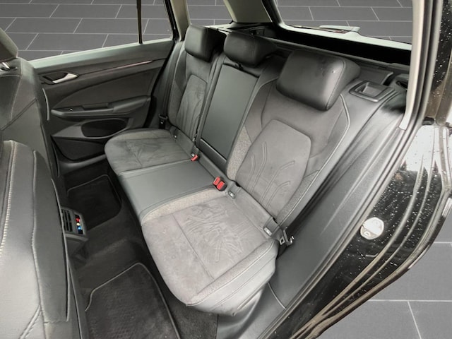 Volkswagen Golf DSG Golf VIII Style Variant