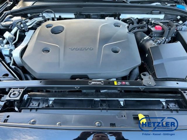 Volvo V60 Cross Country AWD Ultimate