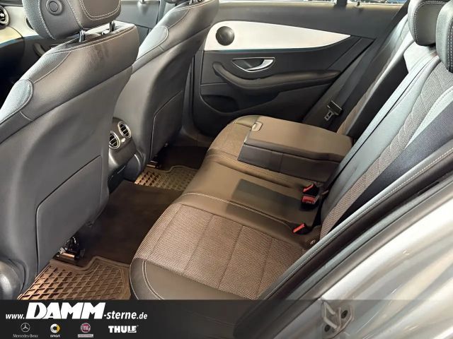 Mercedes-Benz E 220 AVANTGARDE E 220 d Estate