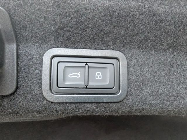 Audi A6 55 TFSI Quattro Sedan