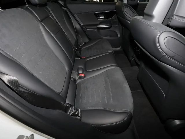 Mercedes-Benz GLC 200 4MATIC AMG Line