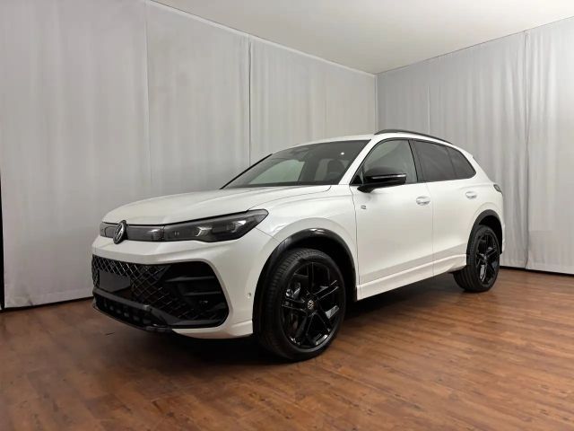 Volkswagen Tiguan 4Motion DSG R-Line