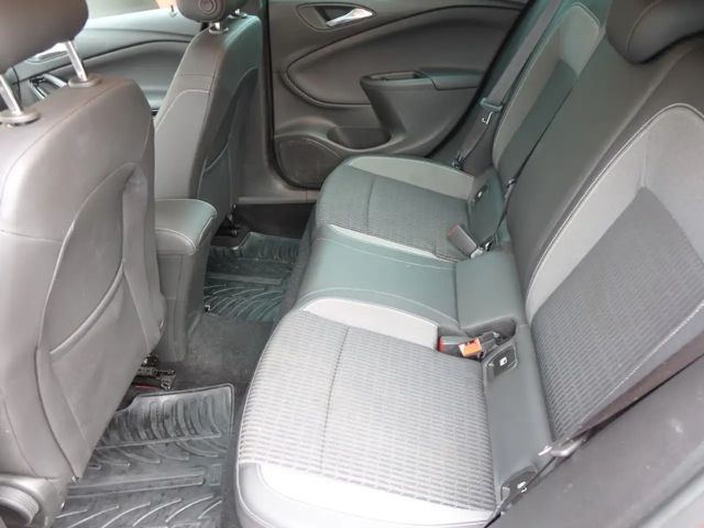 Opel Astra Elegance Sports Tourer Turbo