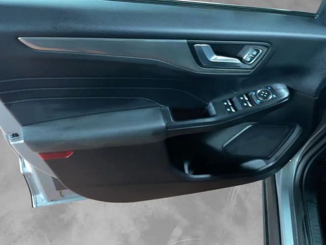 Ford Kuga Plug in Hybrid Titanium