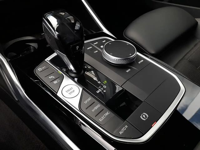 BMW 330 330e Sport Line Touring