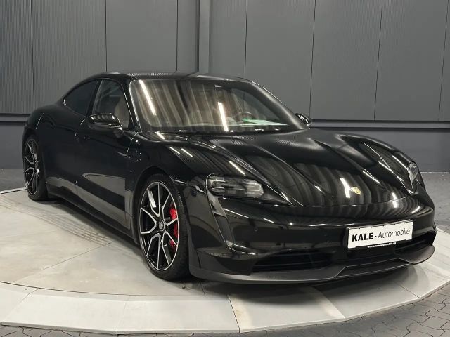 Porsche Taycan 4S