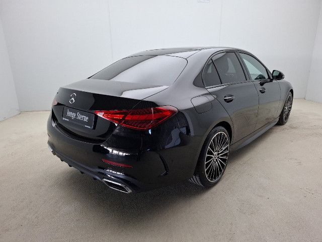 Mercedes-Benz C 200 Sedan