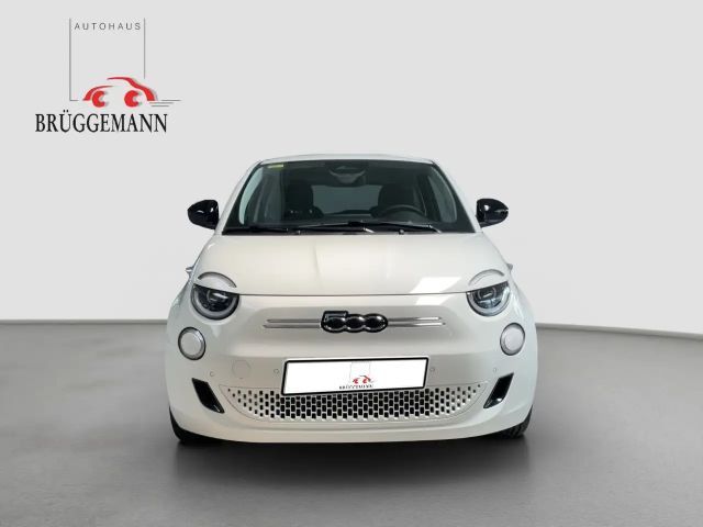 Fiat 500e + Komfort Paket, Style Paket