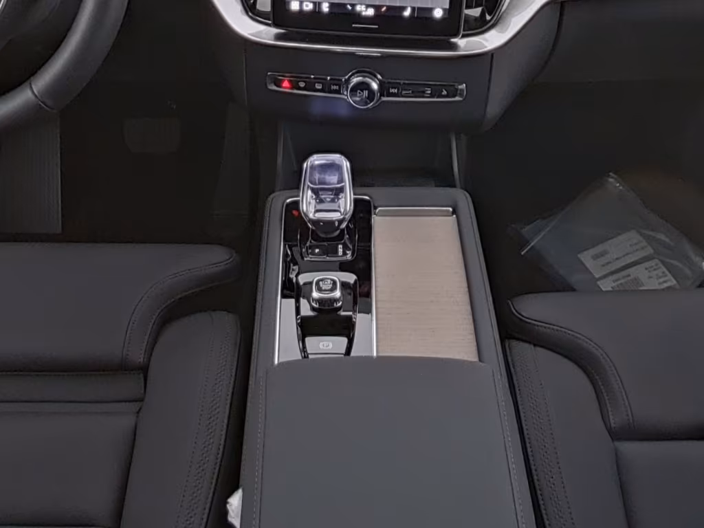 Volvo XC90 Dark Plus Recharge