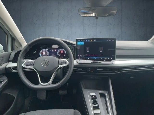 Volkswagen Golf 1.5 eTSI DSG Life