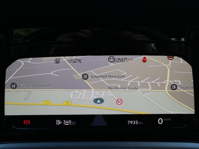 Volkswagen Golf Life