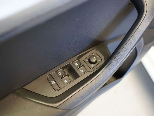 Skoda Karoq 2,0 TDI DSG ''LED*ACC*NAVI*R-KAM*VIRTUAL''