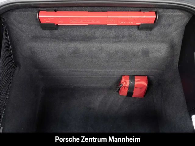 Porsche 992 4 Coupé GTS Targa