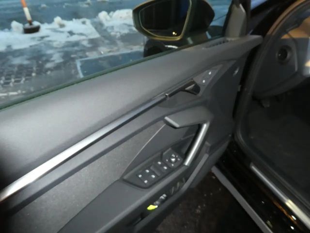 Audi A3 30 TDI Sedan