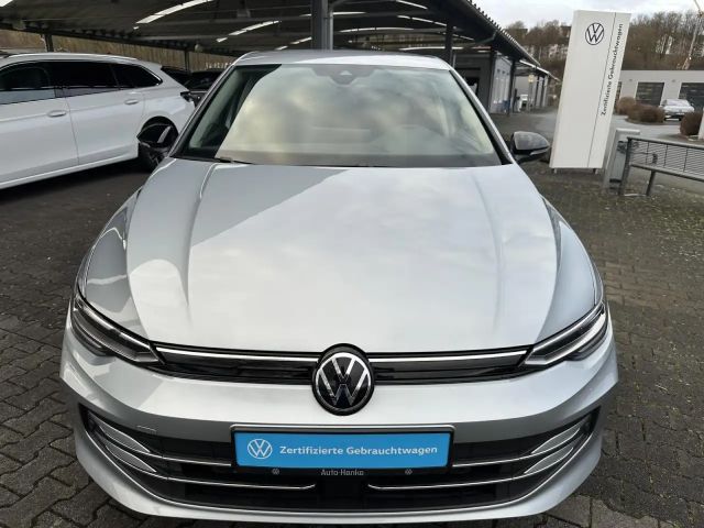 Volkswagen Golf 1.5 eTSI DSG Golf VIII
