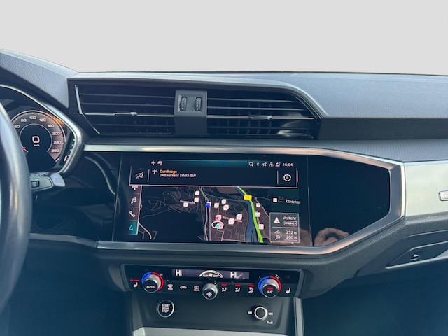 Audi Q3 35 TDI S-Tronic