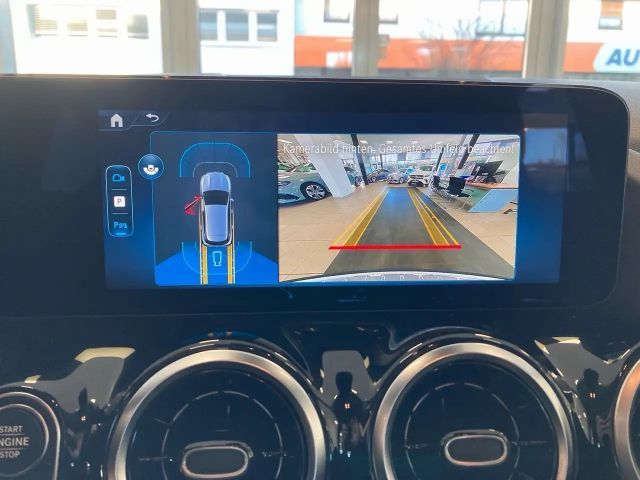 Mercedes-Benz GLA 200 Progressive