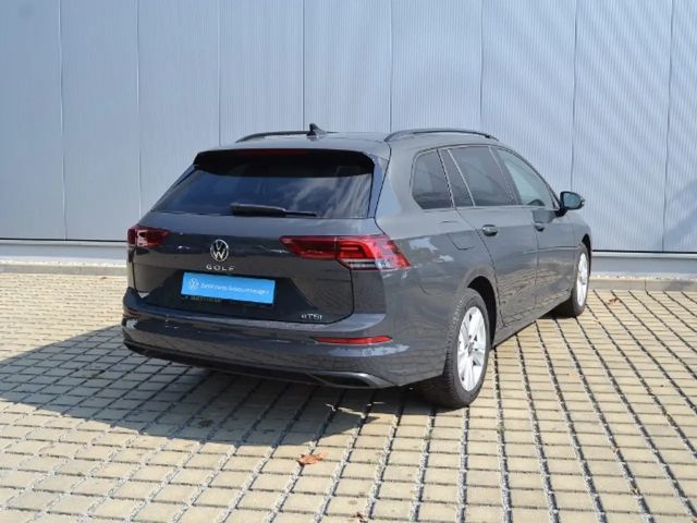 Volkswagen Golf 1.5 eTSI DSG Golf VIII Variant