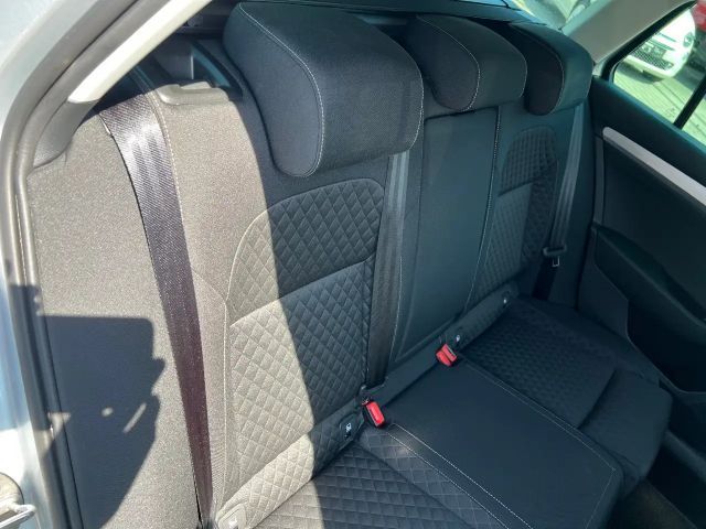 Skoda Superb 2.0 TDI Ambition Combi