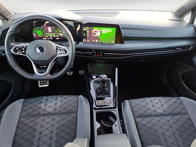 Volkswagen Golf 1.5 TSI R-Line Variant