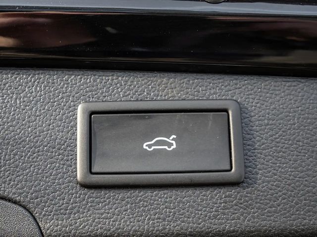 Skoda Superb 2.0 TDI Combi Selection