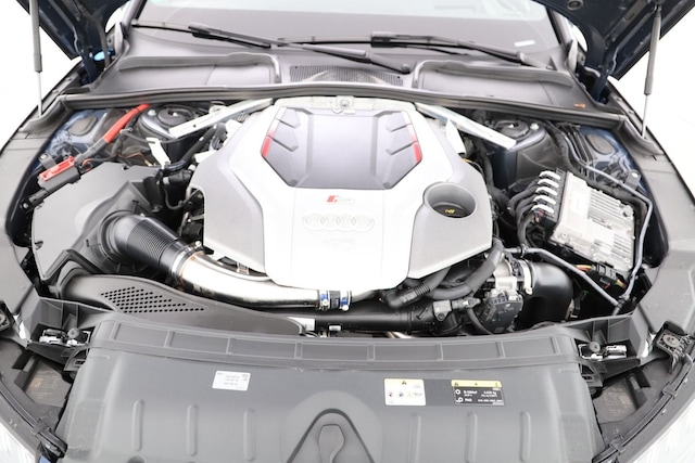 Audi RS4 Avant Quattro