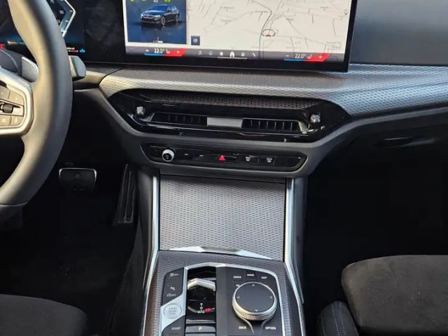 BMW 330 330e 330i M-Sport xDrive