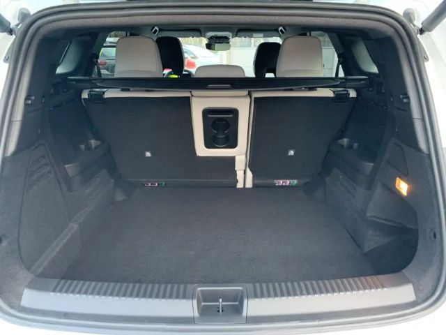 Renault Espace Hybrid Iconic