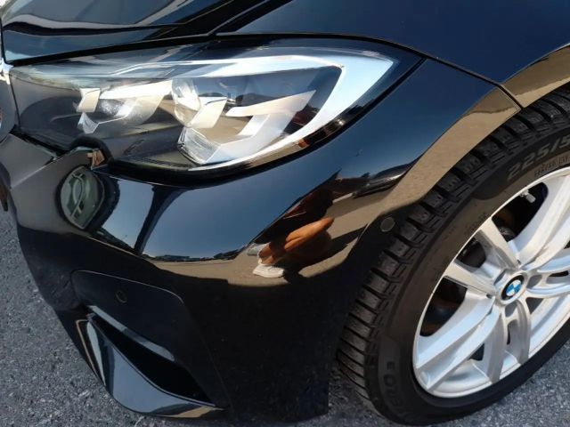 BMW 330 330e M-Sport Touring