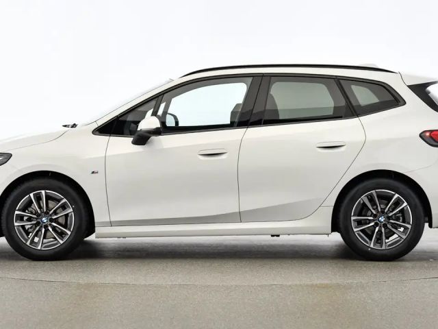 BMW 218 218d Active Tourer Sedan