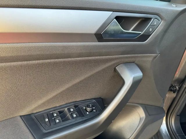 Volkswagen T-Roc 1.5 TSI DSG Life