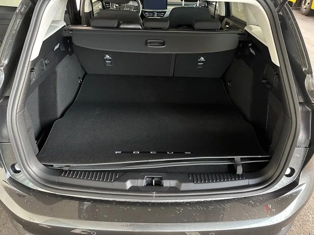 Ford Focus Titanium Wagon