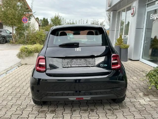 Fiat 500e Icon